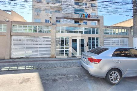 Apartamento à venda com 65m², 2 quartos e 1 vaga Apartamento à venda com 65m², 2 quartos e 1 vagaFachada e portaria