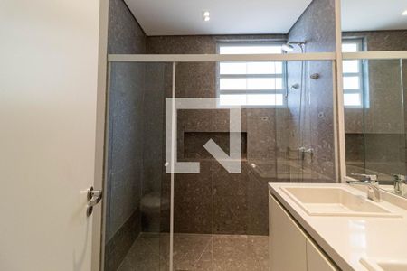 Apartamento à venda com 209m², 4 quartos e 2 vagasBanheiro