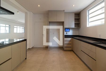 Apartamento à venda com 209m², 4 quartos e 2 vagasCozinha