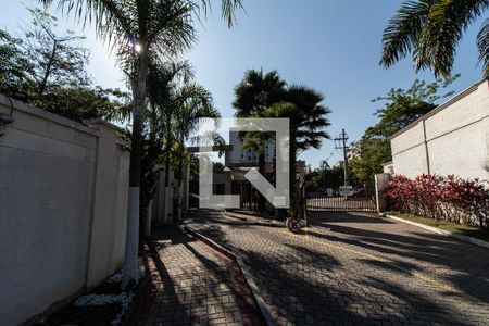 Apartamento para alugar com 48m², 2 quartos e 1 vaga Apartamento para alugar com 48m², 2 quartos e 1 vagaFachada