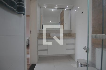 Casa à venda com 179m², 3 quartos e 3 vagasBanheiro da Suíte