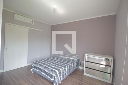 Casa à venda com 179m², 3 quartos e 3 vagasSuíte