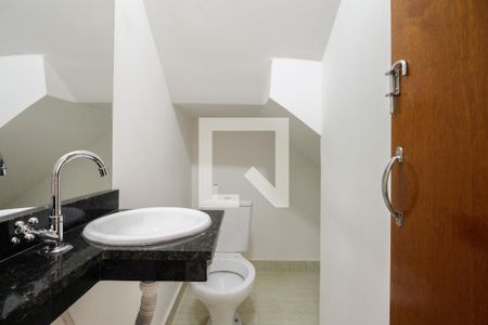 Lavabo  de casa de condomínio para alugar com 2 quartos, 56m² em Penha de França, São Paulo