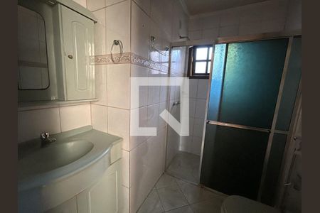 Casa à venda com 300m², 5 quartos e 1 vaga Casa à venda com 300m², 5 quartos e 1 vagaBanheiro da Suíte 2