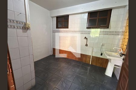 Casa à venda com 300m², 5 quartos e 1 vaga Casa à venda com 300m², 5 quartos e 1 vagaÁrea de Serviço