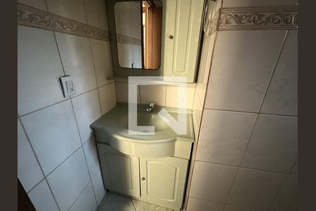 Casa à venda com 300m², 5 quartos e 1 vaga Casa à venda com 300m², 5 quartos e 1 vagaBanheiro da Suíte 2