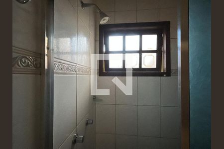 Casa à venda com 300m², 5 quartos e 1 vaga Casa à venda com 300m², 5 quartos e 1 vagaBanheiro da Suíte 2