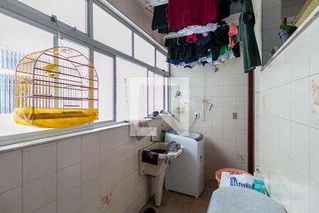 Apartamento à venda com 186m², 4 quartos e 2 vagas Apartamento à venda com 186m², 4 quartos e 2 vagasCozinha e Área de Serviço
