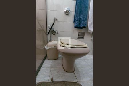 Apartamento à venda com 186m², 4 quartos e 2 vagas Apartamento à venda com 186m², 4 quartos e 2 vagasBanheiro da Suíte