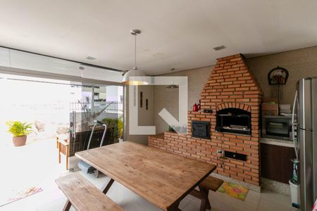 Apartamento à venda com 186m², 4 quartos e 2 vagas Apartamento à venda com 186m², 4 quartos e 2 vagasCobertura