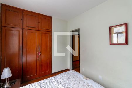 Apartamento à venda com 186m², 4 quartos e 2 vagas Apartamento à venda com 186m², 4 quartos e 2 vagasQuarto Suíte