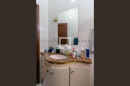 Apartamento à venda com 186m², 4 quartos e 2 vagas Apartamento à venda com 186m², 4 quartos e 2 vagasBanheiro da Suíte
