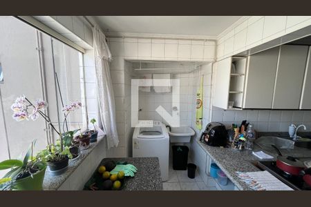 Apartamento à venda com 100m², 2 quartos e 2 vagasÁrea de Serviço