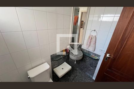 Apartamento à venda com 100m², 2 quartos e 2 vagasBanheiro