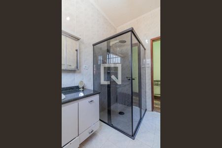 Casa à venda com 370m², 2 quartos e 3 vagas Casa à venda com 370m², 2 quartos e 3 vagasBanheiro