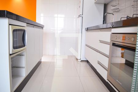 Apartamento para alugar com 102m², 2 quartos e 2 vagas Apartamento para alugar com 102m², 2 quartos e 2 vagasCozinha