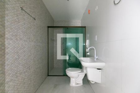 Casa para alugar com 120m², 3 quartos e 1 vaga Casa para alugar com 120m², 3 quartos e 1 vagaBanheiro Social