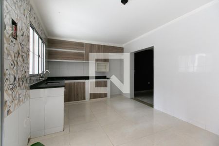 Casa para alugar com 120m², 3 quartos e 1 vaga Casa para alugar com 120m², 3 quartos e 1 vagaCozinha - Armários