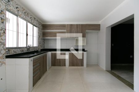 Casa para alugar com 120m², 3 quartos e 1 vaga Casa para alugar com 120m², 3 quartos e 1 vagaCozinha - Armários