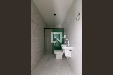 Casa para alugar com 120m², 3 quartos e 1 vaga Casa para alugar com 120m², 3 quartos e 1 vagaBanheiro Social