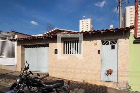 Casa à venda com 400m², 2 quartos e sem vagaFachada