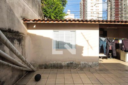 Casa à venda com 400m², 2 quartos e sem vagaQuintal
