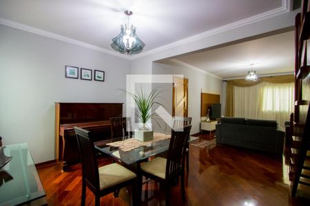 Sala de casa à venda com 4 quartos, 202m² em Vila Assunção, Santo André