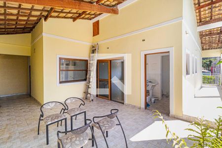 Casa à venda com 130m², 1 quarto e sem vagaÁrea externa