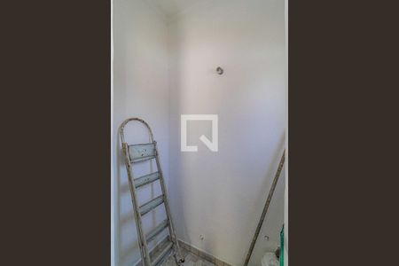 Casa à venda com 130m², 1 quarto e sem vagaLavanderia