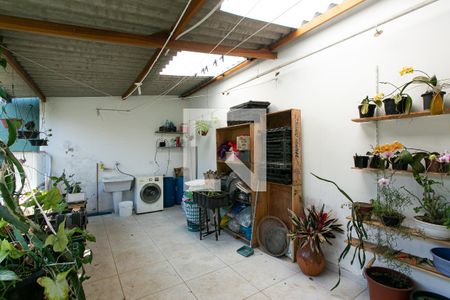 Casa à venda com 180m², 3 quartos e 3 vagasÁrea de Serviço