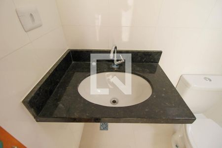 Apartamento à venda com 35m², 2 quartos e sem vaga Apartamento à venda com 35m², 2 quartos e sem vagaBanheiro