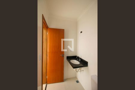 Apartamento à venda com 35m², 2 quartos e sem vaga Apartamento à venda com 35m², 2 quartos e sem vagaBanheiro