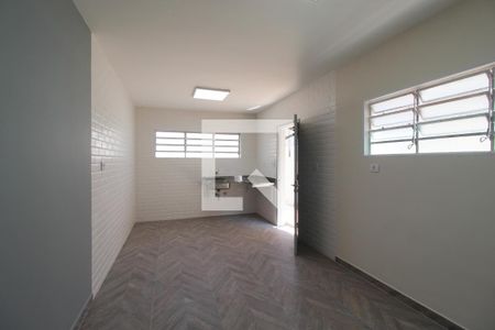 Casa à venda com 368m², 4 quartos e 4 vagasCozinha
