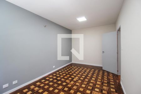 Casa à venda com 368m², 4 quartos e 4 vagasQuarto 1