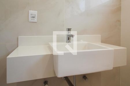 Casa à venda com 368m², 4 quartos e 4 vagasBanheiro