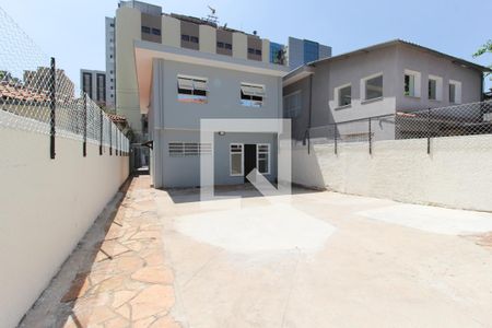 Casa à venda com 368m², 4 quartos e 4 vagasÁrea Comum
