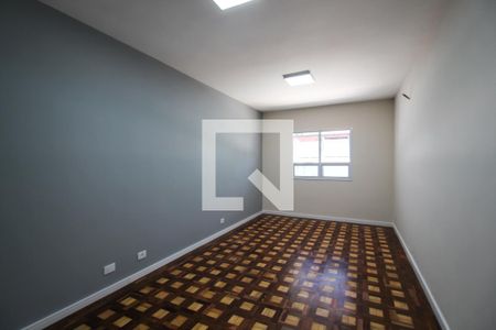 Casa à venda com 368m², 4 quartos e 4 vagasQuarto 3