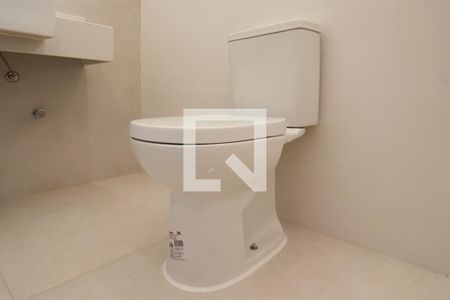 Casa à venda com 368m², 4 quartos e 4 vagasBanheiro