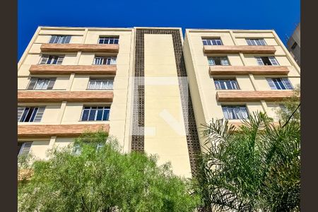 Apartamento à venda com 84m², 2 quartos e 1 vaga Apartamento à venda com 84m², 2 quartos e 1 vagaFachada