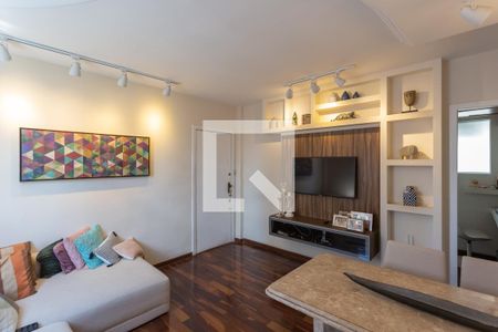 Sala de apartamento à venda com 3 quartos, 80m² em São Pedro, Belo Horizonte