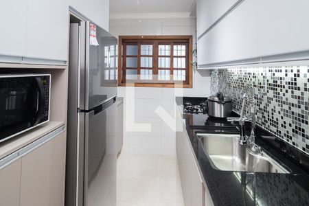 Casa à venda com 205m², 3 quartos e 2 vagas Casa à venda com 205m², 3 quartos e 2 vagasCozinha