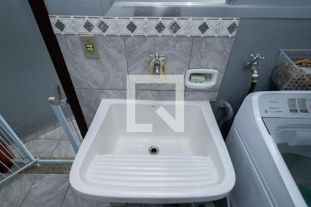 Casa à venda com 205m², 3 quartos e 2 vagas Casa à venda com 205m², 3 quartos e 2 vagasÁrea de Serviço