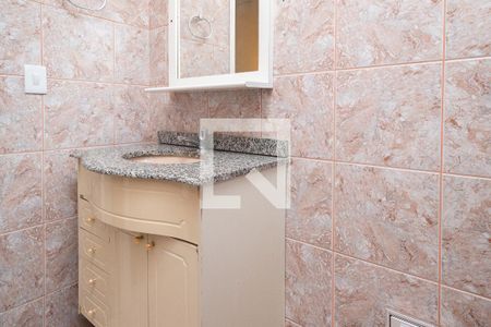 Casa à venda com 205m², 3 quartos e 2 vagas Casa à venda com 205m², 3 quartos e 2 vagasBanheiro 1