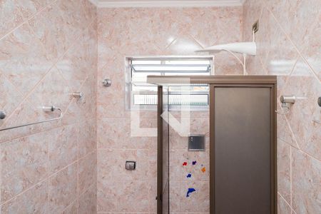 Casa à venda com 205m², 3 quartos e 2 vagas Casa à venda com 205m², 3 quartos e 2 vagasBanheiro 1