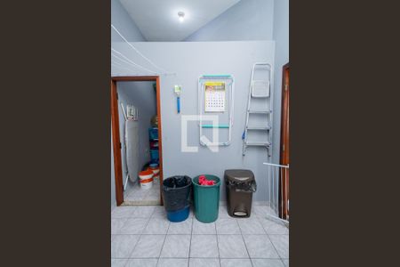 Casa à venda com 205m², 3 quartos e 2 vagas Casa à venda com 205m², 3 quartos e 2 vagasÁrea de Serviço