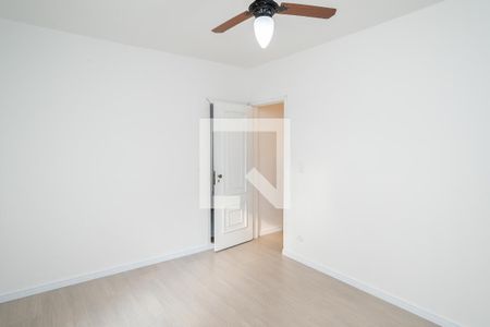 Casa à venda com 205m², 3 quartos e 2 vagas Casa à venda com 205m², 3 quartos e 2 vagasSuíte