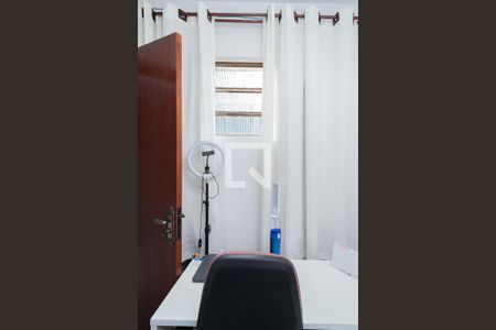 Casa à venda com 205m², 3 quartos e 2 vagas Casa à venda com 205m², 3 quartos e 2 vagasEscritório