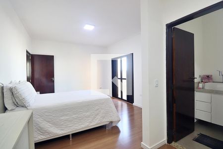 Quarto 1 - Suíte de casa à venda com 4 quartos, 257m² em Jardim Santo Antônio, Santo André