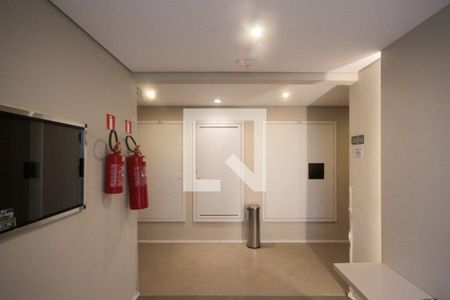 Apartamento à venda com 32m², 2 quartos e sem vagaÁrea comum