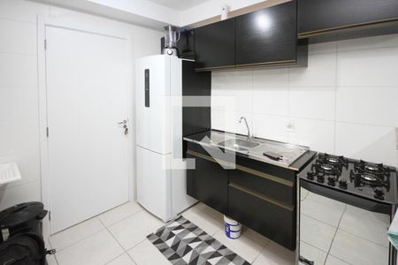 Cozinha e Área de Serviço de apartamento à venda com 2 quartos, 32m² em Vila Ema, São Paulo